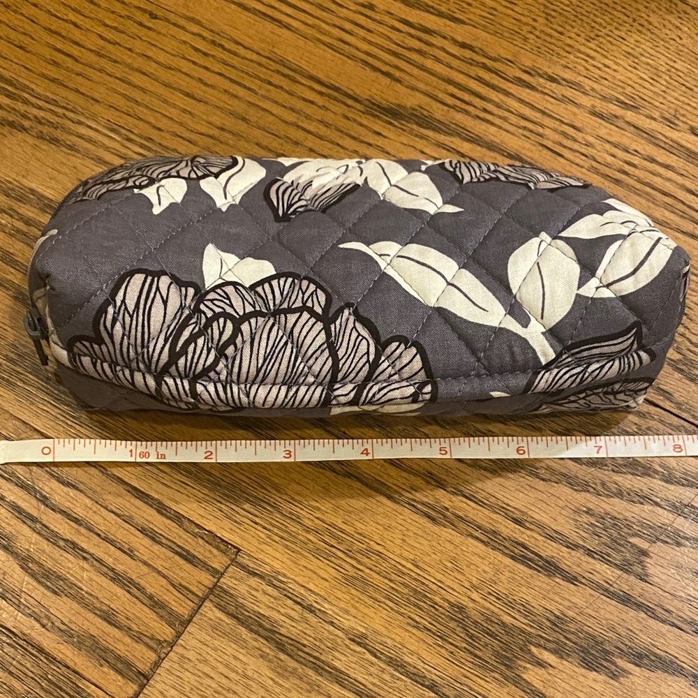 VERA BRADLEY Floral Quilted Cosmetic Bag Set - Picture 7 of 8